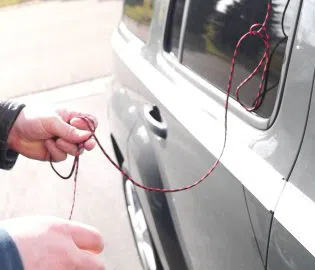 Lock Safe Services Cleveland, OH 216-258-0653 - unlock-car